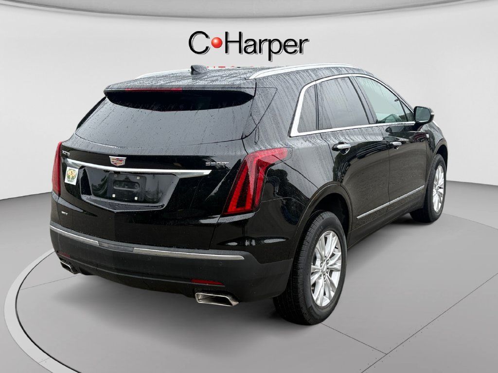 Used 2025 Cadillac XT5 Luxury AWD/4WD image 3