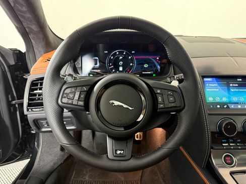 New 2024 Jaguar F-TYPE R AWD/4WD image 16