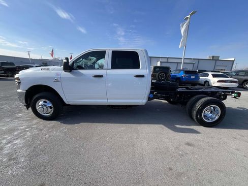 New 2026 RAM 3500 Tradesman w/ Chrome Appearance Group A image 4