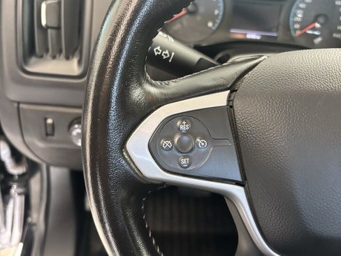 Used 2021 Chevrolet Colorado LT w/ Redline Special Edition image 11