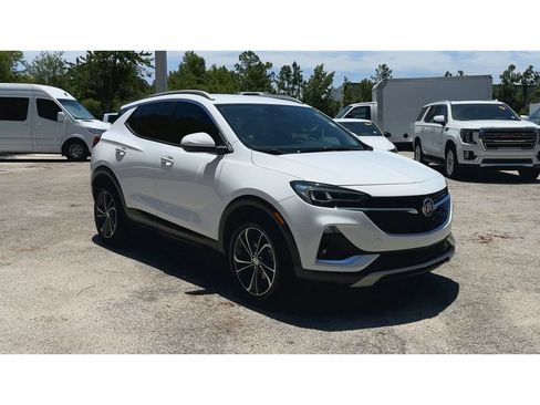 Used 2021 Buick Encore GX Essence FWD image 2