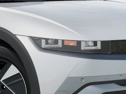 New 2026 Hyundai Ioniq 5 SEL image 9