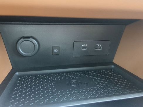 Used 2022 Nissan Pathfinder Platinum w/ Cargo Package image 24