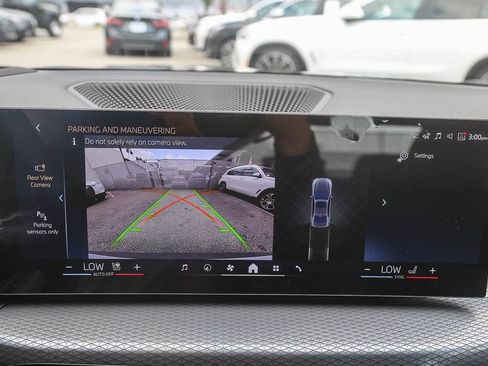 New 2026 BMW 330i Sedan w/ M Sport Package RWD image 19