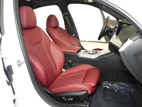 Used 2023 BMW 330e w/ M Sport Package image 19