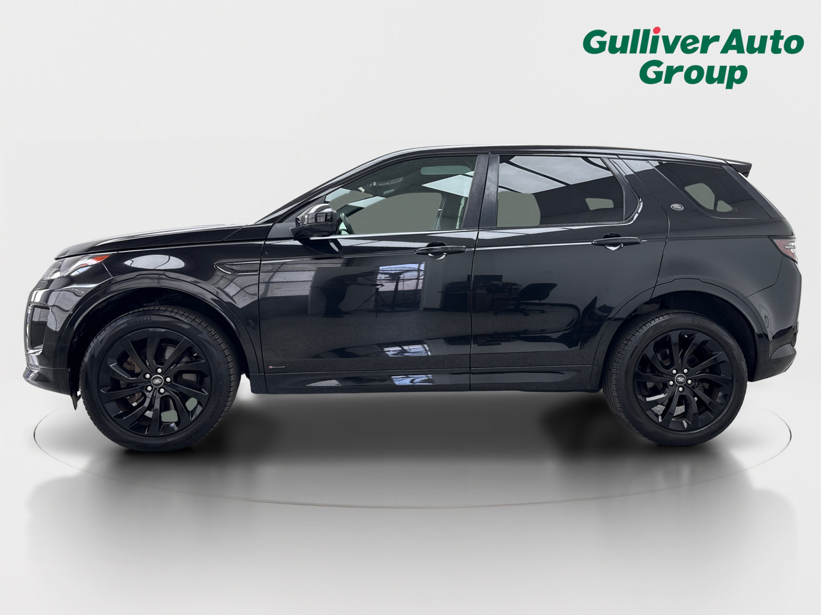 Used 2020 Land Rover Discovery Sport SE R-Dynamic AWD/4WD image 3
