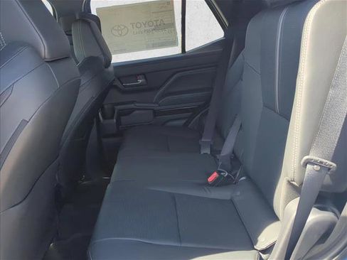 New 2026 Toyota 4Runner Limited AWD/4WD image 23