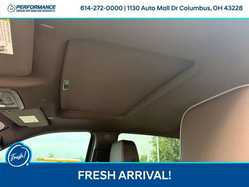 Used 2023 GMC Sierra 1500 Denali AWD/4WD image 9