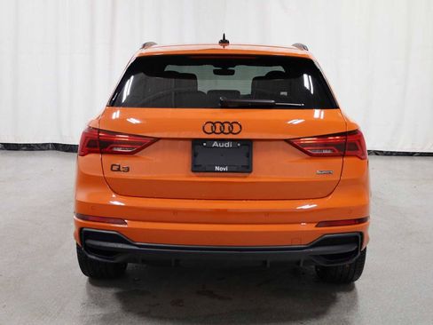 Certified 2025 Audi Q3 2.0T Premium w/ Black Optic Sport Package image 7