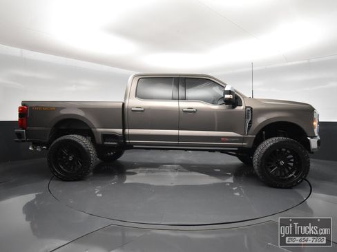 Used 2023 Ford F250 Lariat w/ Lariat Ultimate Package AWD/4WD image 53