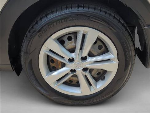 Used 2020 Nissan Kicks S FWD image 26