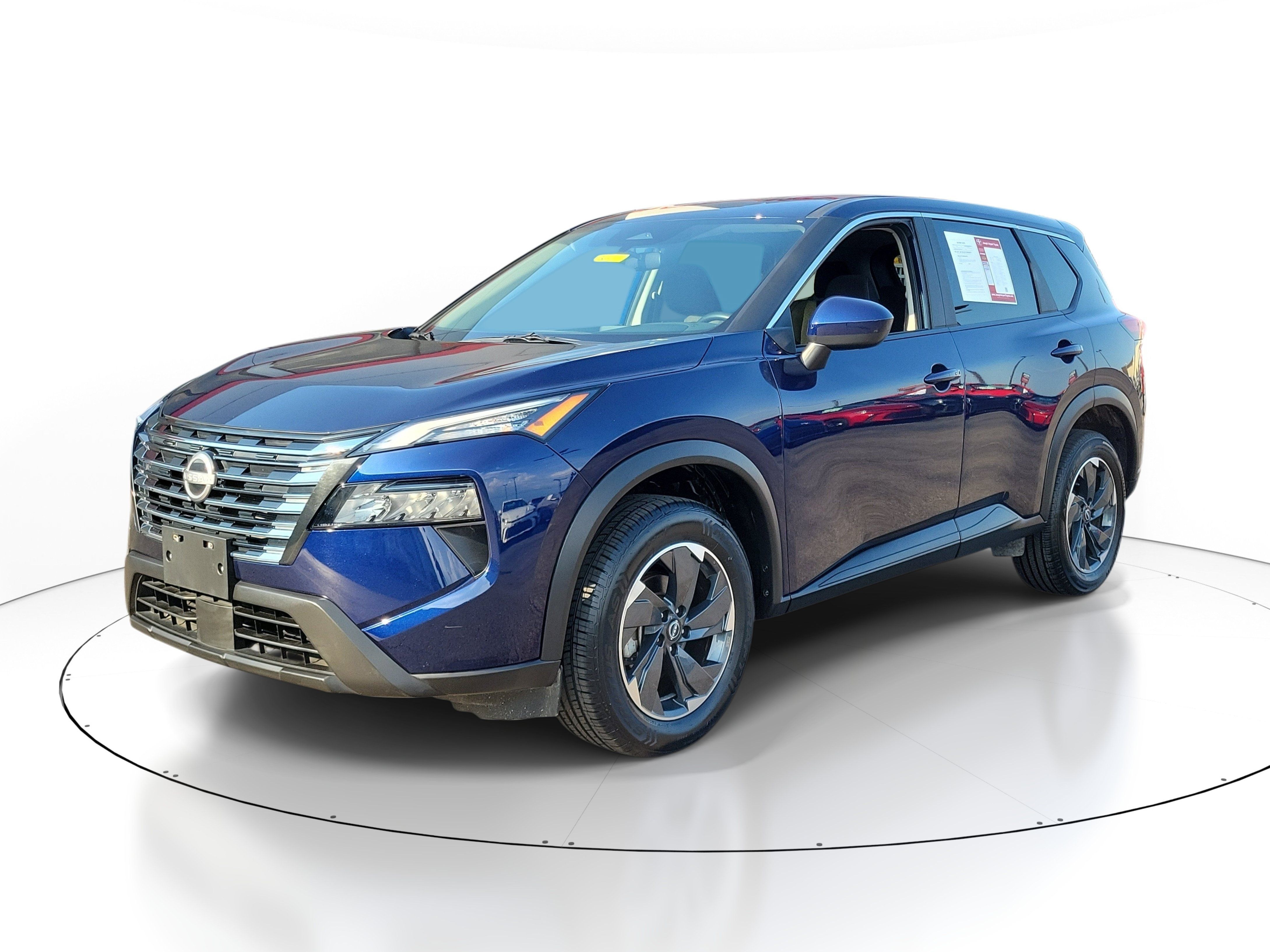 Used 2025 Nissan Rogue SV FWD image 2