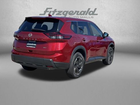 Used 2025 Nissan Rogue SV image 5