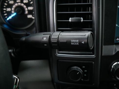 Certified 2018 Ford F150 XLT w/ Equipment Group 302A Luxury image 24