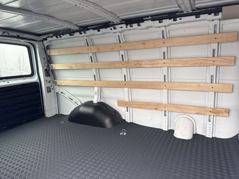 Used 2024 Chevrolet Express 2500 w/ Driver Convenience Package image 22