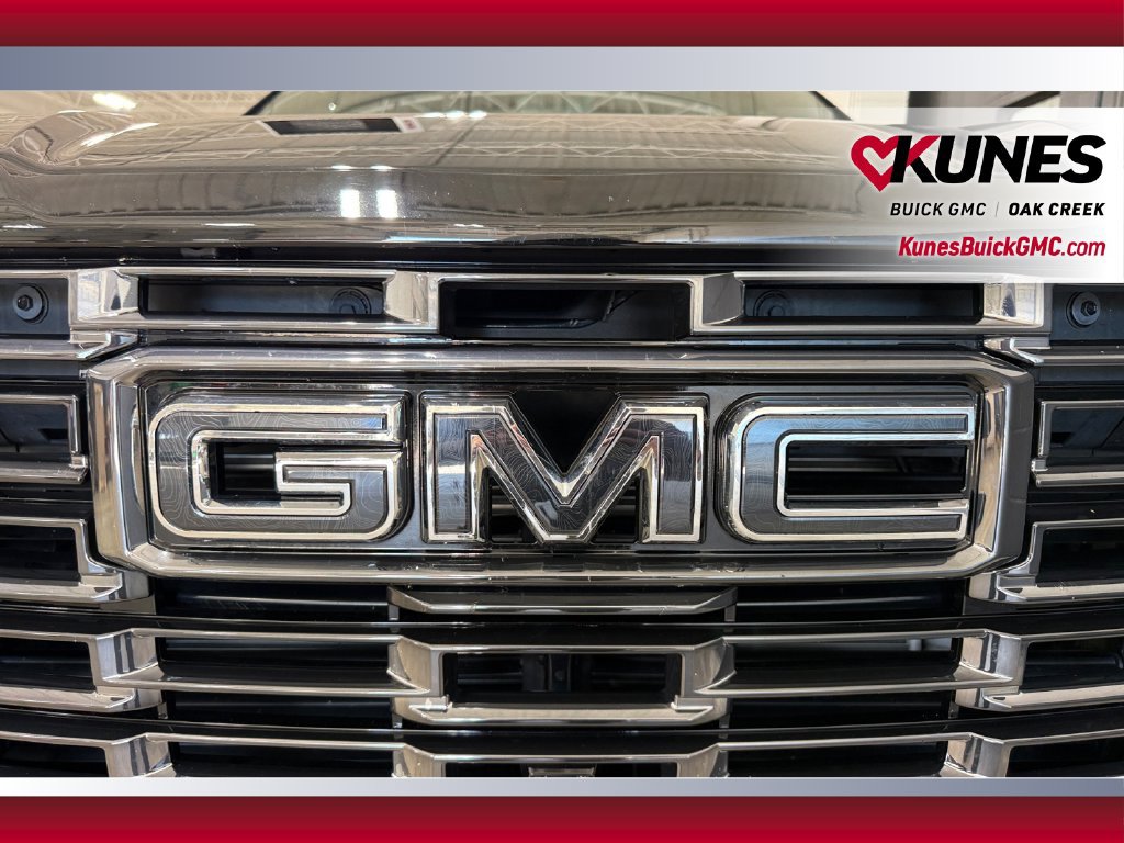 Used 2025 GMC Yukon Denali Ultimate w/ LPO, Floor Liner Package AWD/4WD image 43