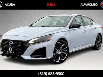 Used 2023 Nissan Altima 2.5 SR w/ SR Premium Package