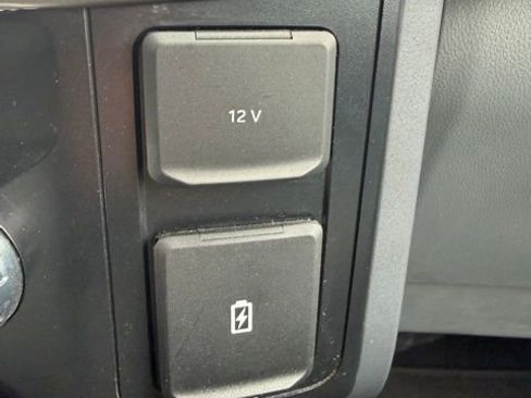 Used 2024 Ford F150 XLT AWD/4WD image 24