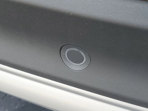 New 2025 Lincoln Corsair Reserve image 6