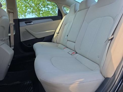 Used 2018 Hyundai Sonata SEL FWD image 15