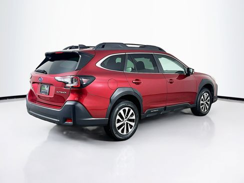 Used 2025 Subaru Outback Premium AWD/4WD image 9