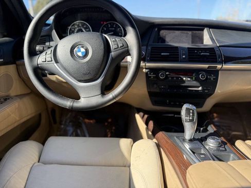 Used 2010 BMW X5 xDrive48i image 17