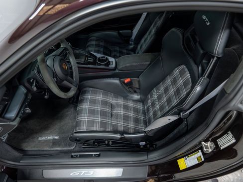 Used 2022 Porsche 911 GT3 RWD image 73