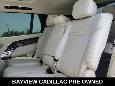 Used 2025 Land Rover Range Rover Long Wheelbase SE AWD/4WD image 28