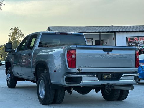 Used 2025 Chevrolet Silverado 3500 W/T w/ WT Convenience Package AWD/4WD image 5
