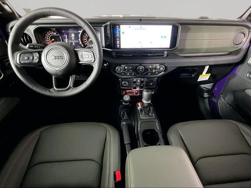 New 2026 Jeep Gladiator Mojave AWD/4WD image 5