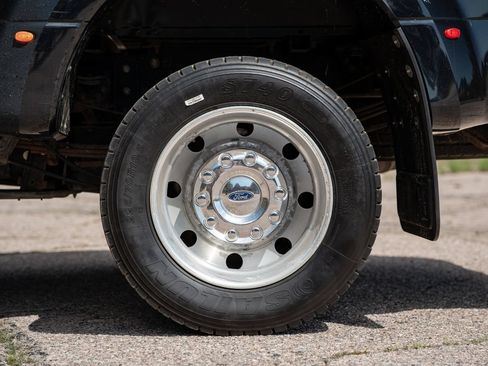 Used 2019 Ford F450 Platinum AWD/4WD image 10