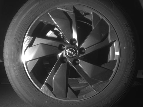 Used 2025 Nissan Rogue SV FWD image 15