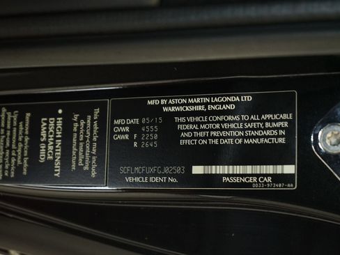 Used 2015 Aston Martin Vanquish Coupe RWD image 31
