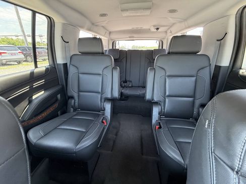 Used 2015 Chevrolet Suburban LTZ AWD/4WD image 31