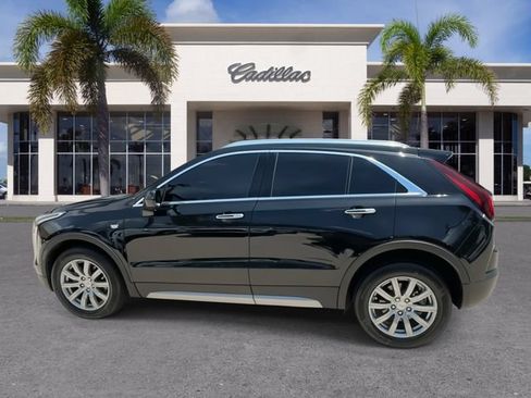 Certified 2023 Cadillac XT4 Premium Luxury FWD image 9