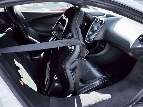 Used 2020 McLaren 570S Coupe image 44