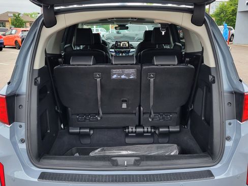Certified 2025 Honda Odyssey Touring image 8