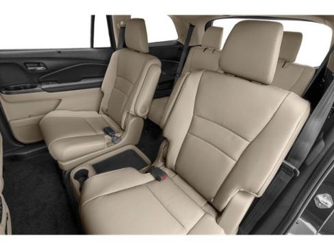 Used 2022 Honda Pilot Touring image 13