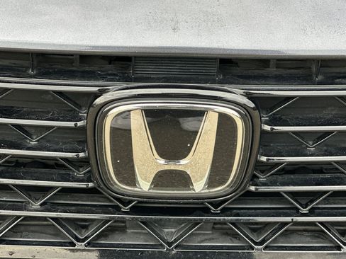 Used 2023 Honda Accord LX image 44