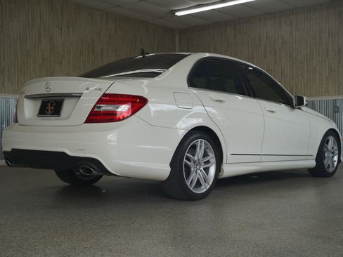 Used 2012 Mercedes-Benz C 300 4MATIC Sedan image 10
