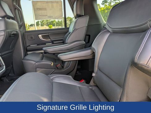 Certified 2025 Ford Expedition Max Platinum w/ Stealth Performance Package AWD/4WD image 16