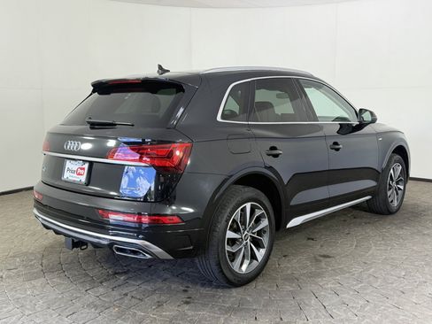 Used 2023 Audi Q5 2.0T Premium Plus w/ Premium Plus Package AWD/4WD image 9