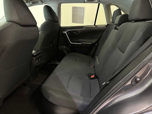 Certified 2022 Toyota RAV4 LE image 22