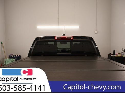 Used 2022 Chevrolet Colorado Z71 w/ Z71 Midnight Edition AWD/4WD image 27
