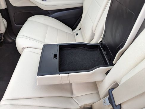 Used 2022 Mercedes-Benz GLS 450 4MATIC image 40