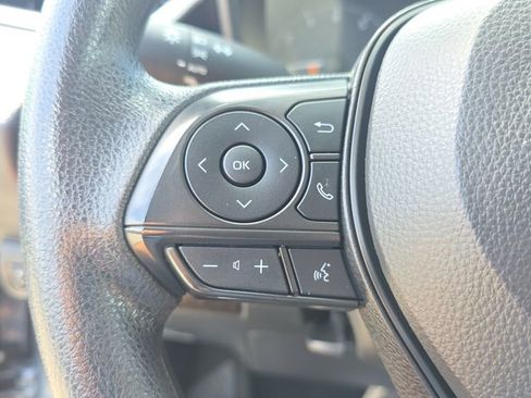 Used 2024 Toyota Corolla LE FWD image 21