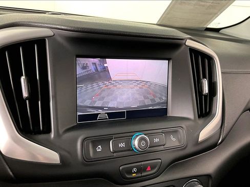 Certified 2024 GMC Terrain SLE w/ Driver Convenience Package FWD image 13