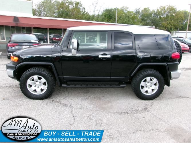 Used 2007 Toyota FJ Cruiser 4WD w/ Upgrade Pkg 2 image 2
