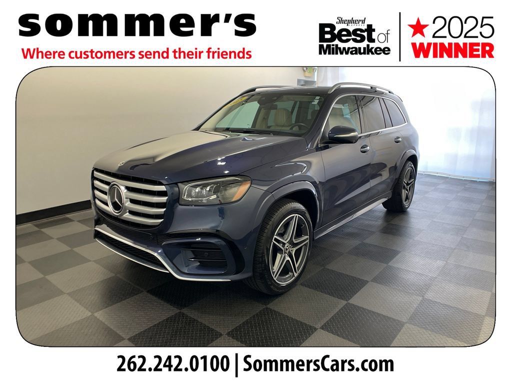 Used 2025 Mercedes-Benz GLS 450 4MATIC image 2