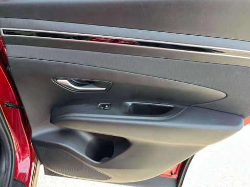 Used 2024 Hyundai Tucson SEL w/ Convenience Package FWD image 8